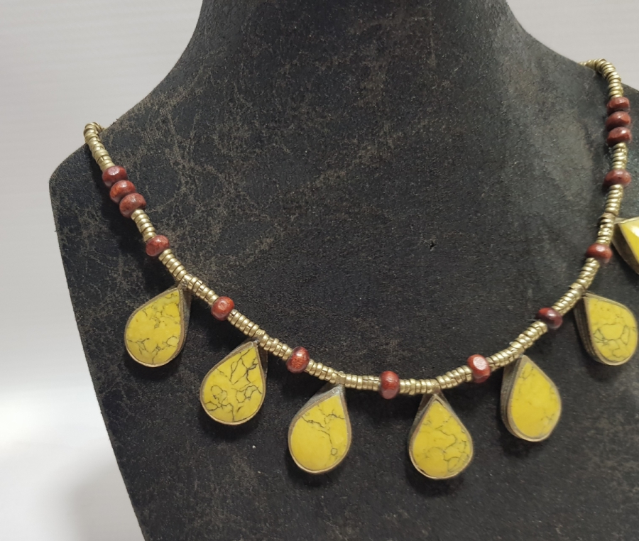 ÜZERİ DOĞAL TAŞLARLA SÜSLÜ TAMAMI EL YAPIMI TÜRKMEN İŞİ ANTİKA GERDANLIK