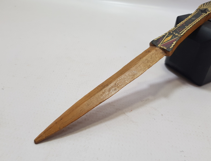 ÜZERİ RUMCA YAZILI OSMANLI DÖNEMİ AHŞAP ZARF AÇACAĞI