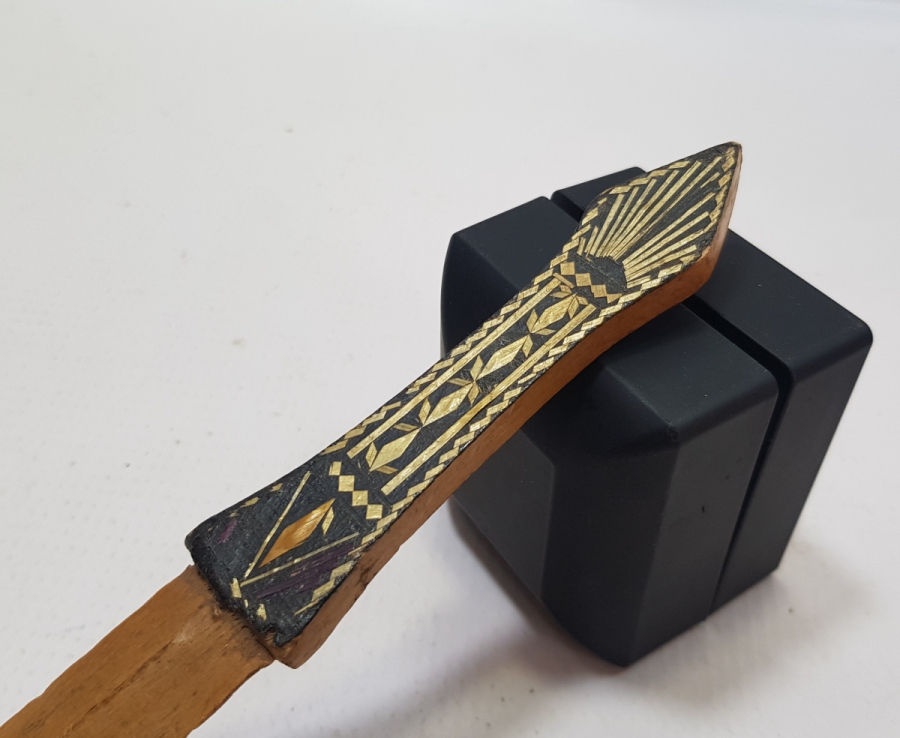 ÜZERİ RUMCA YAZILI OSMANLI DÖNEMİ AHŞAP ZARF AÇACAĞI