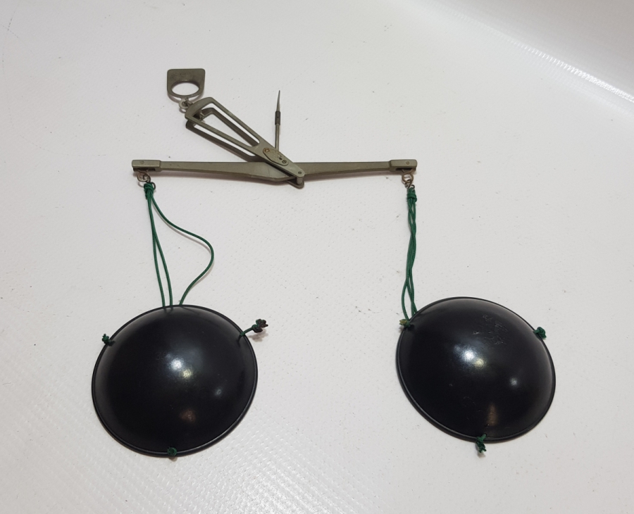 ANTİKA BAHARAT TERAZİSİ