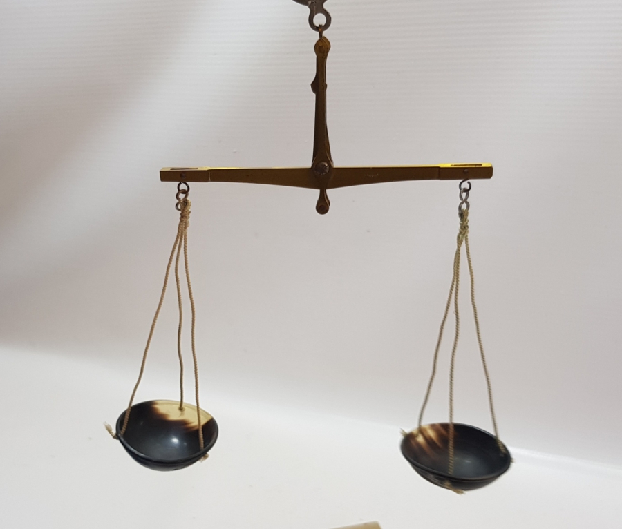 ANTİKA AKTAR TERAZİSİ