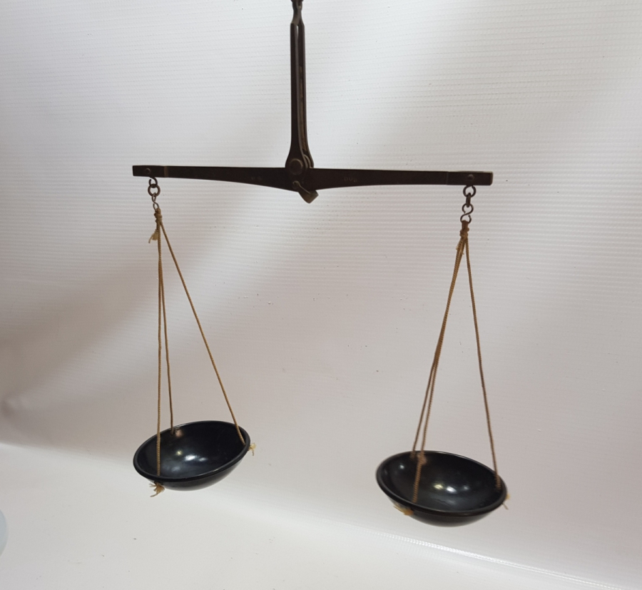 ANTİKA BAHARAT TERAZİSİ