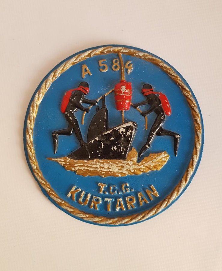 T.C.G. KURTARAN GEMİSİ AMBLEMİ