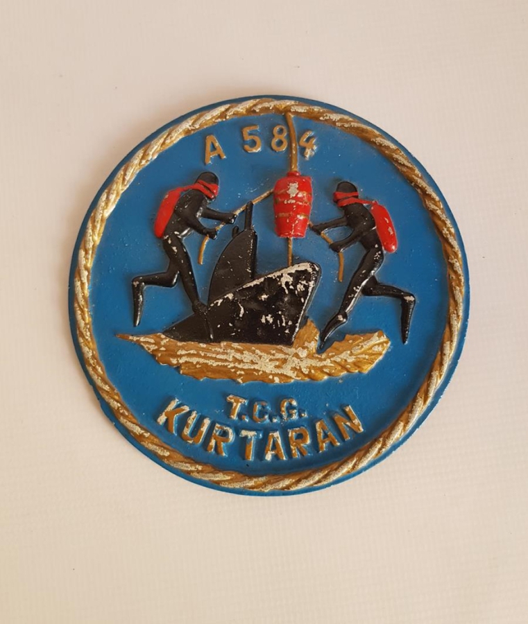 T.C.G. KURTARAN GEMİSİ AMBLEMİ