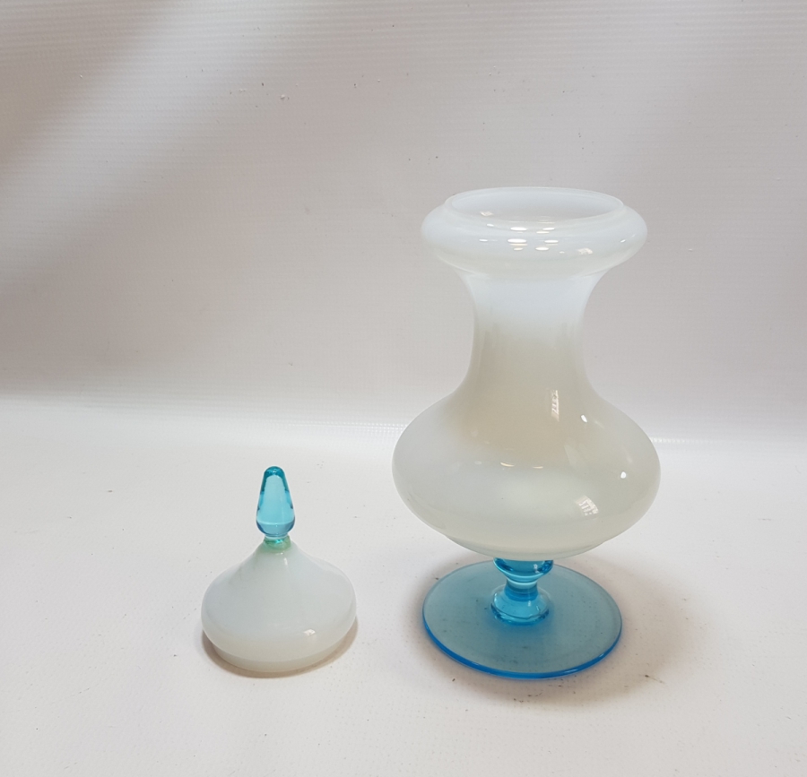 ANTİKA OPAL BOMBONİYER