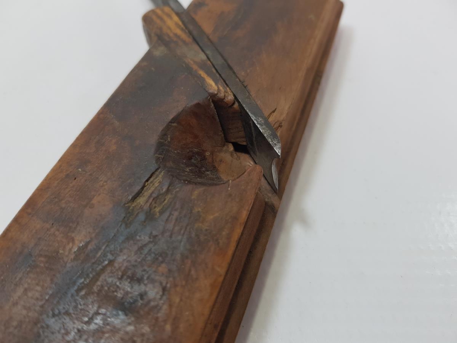 ANTİKA MARANGOZ ALETİ