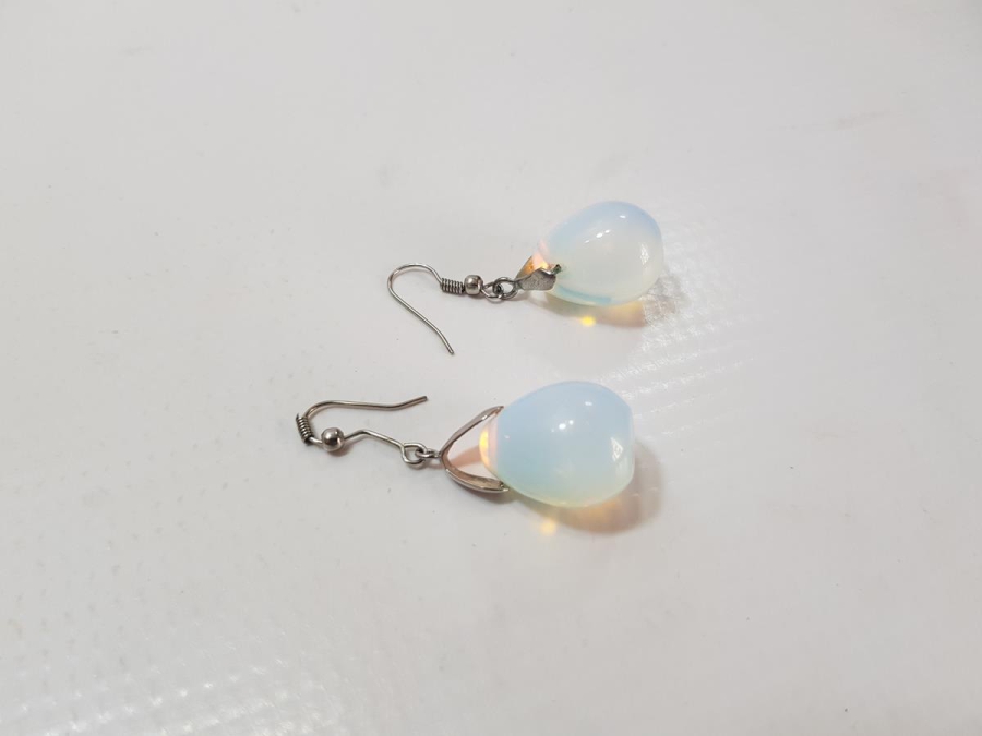 BİR ÇİFT OPAL KÜPE