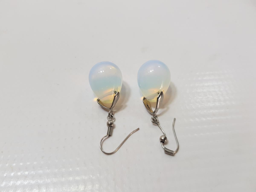 BİR ÇİFT OPAL KÜPE