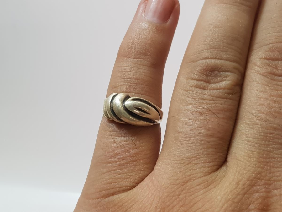 GÜMÜŞ BAYAN YÜZÜĞÜ