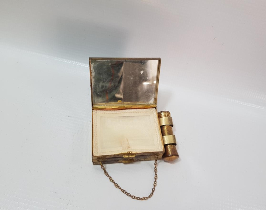 OSMANLI DÖNEMİ LEVANTEN İŞİ RUJLU PUDRİYER KUTUSU