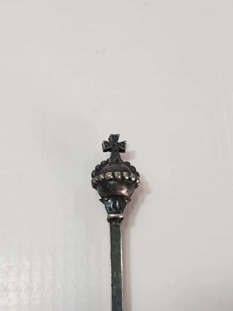 1977 KRALİÇE ELİZABET SİLVER JUBİLE HATIRASI GÜMÜŞ ÇAY KAŞIĞI