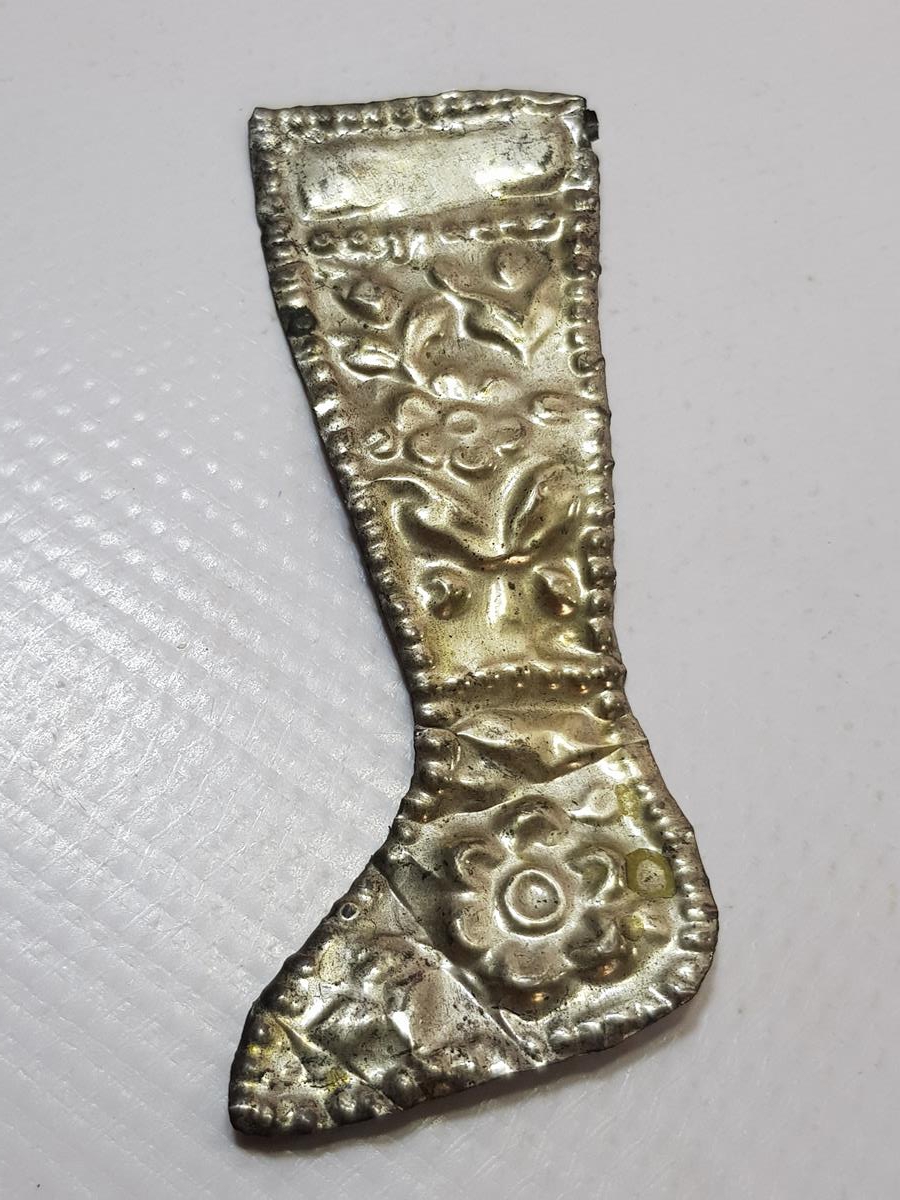 OSMANLI DÖNEMİ RUM İŞİ BACAK FORMLU GÜMÜŞ İKONA ADAKLIĞI