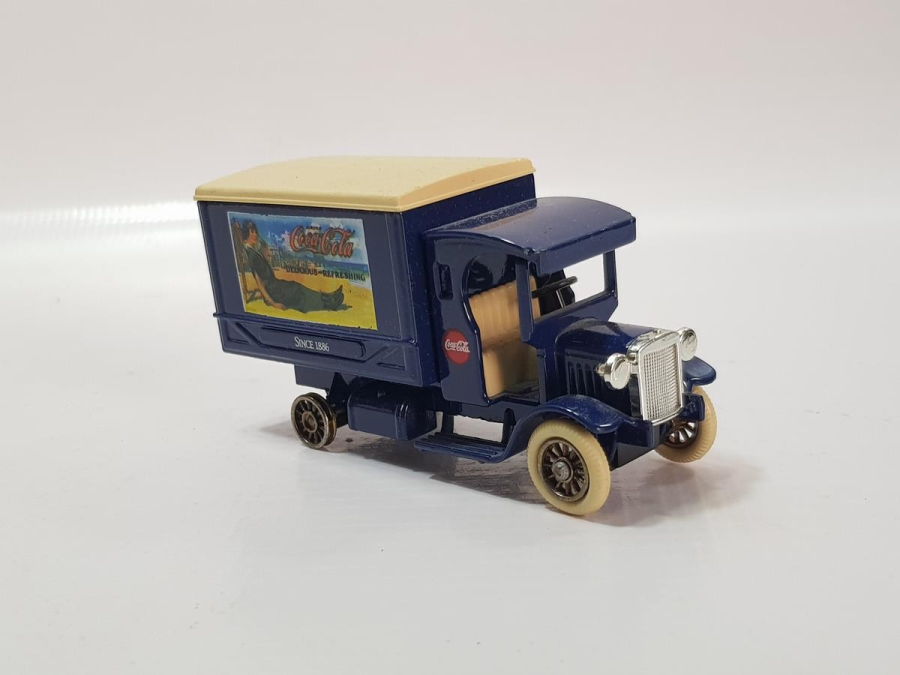 ANTİKA COCA-COLA OYUNCAK KAMYON