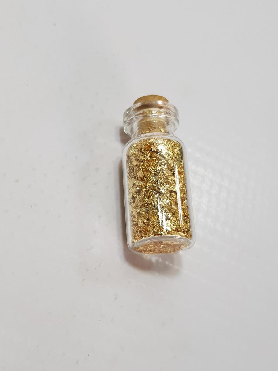 OSMANLI DÖNEMİ HATTATLARIN VARAK İŞLEMESİ İÇİN BİR ŞİŞE ALTIN TOZU