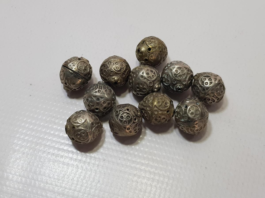 OSMANLI DÖNEMİ GÜHERZE İŞÇİLİKLİ SAAT KÖSTEĞİ KOZALARI