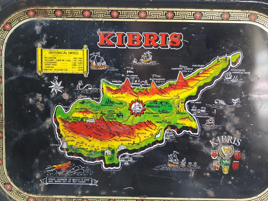 KIBRIS HARİTALI METAL TEPSİ