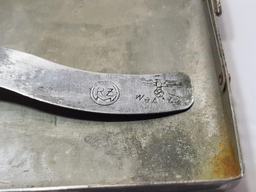 2. DÜNYA SAVAŞI DÖNEMİ NAZİ ALMAN SİGARA TABAKASI