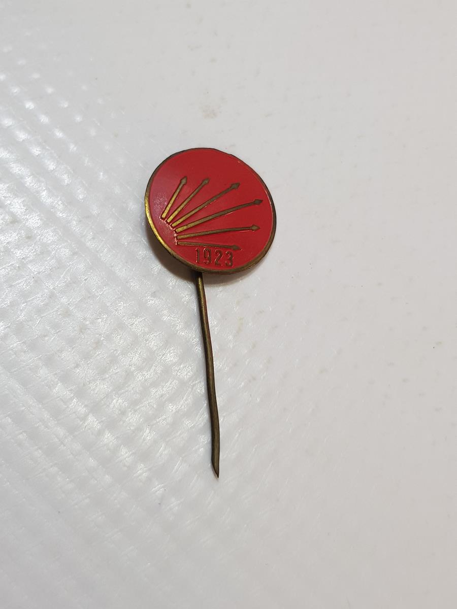 ORİJİNAL KABINDA ANTİKA CHP ROZETİ