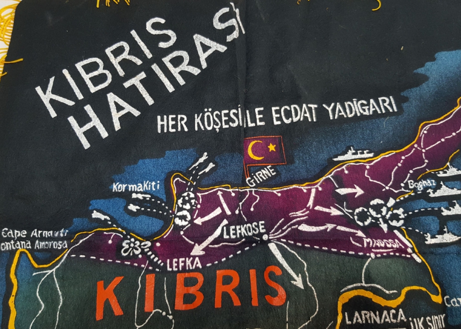 1974 KIBRIS BARIŞ HAREKATI DÖNEMİ YAPILMIŞ KIBRIS HARİTALI NADİR DUVAR PANOSU