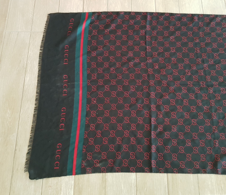 GUCCI MARKA ŞAL