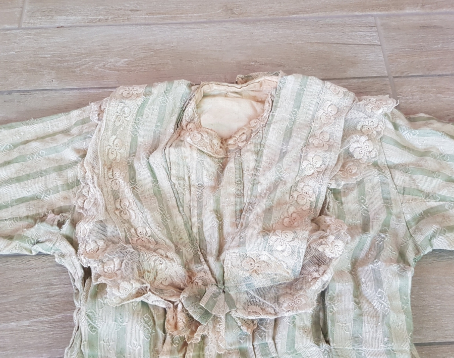 OSMANLI DÖNEMİ İPEKLİ KADIN ELBİSESİ