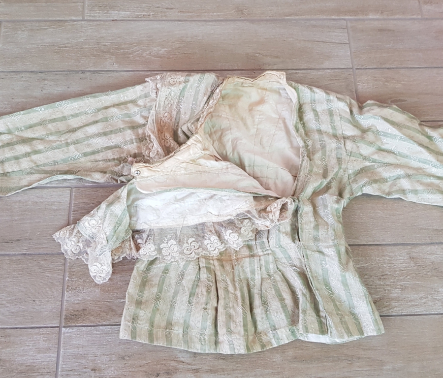 OSMANLI DÖNEMİ İPEKLİ KADIN ELBİSESİ