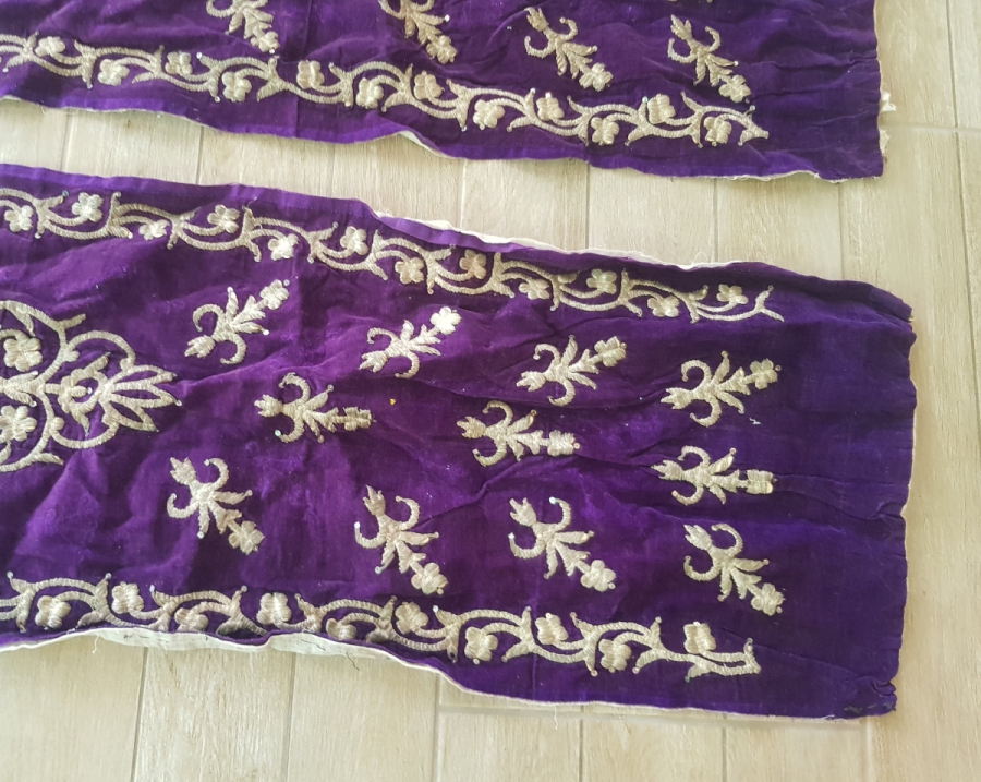 OSMANLI DÖNEMİ BİR ÇİFT GÜMÜŞ SIRMA İŞÇİLİKLİ YASTIK YÜZÜ