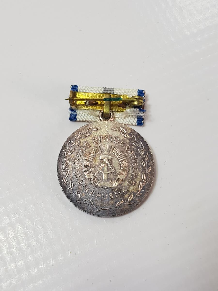 DOĞU ALMANYA DOKTOR MADALYASI