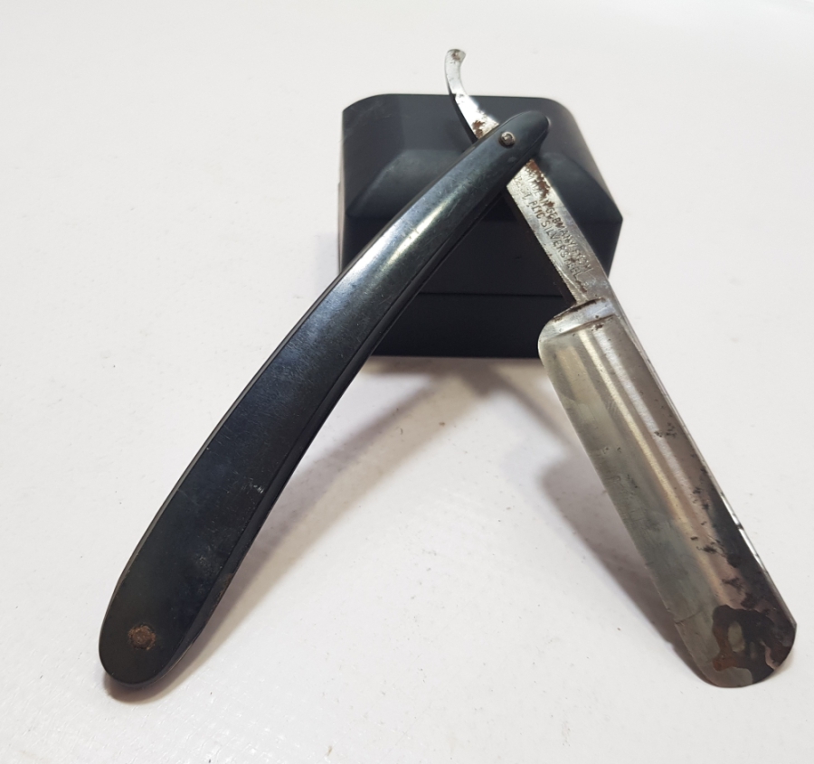 OSMANLI DÖNEMİ GENİŞ AĞIZLI NADİR FORMLU BERBER USTURASI