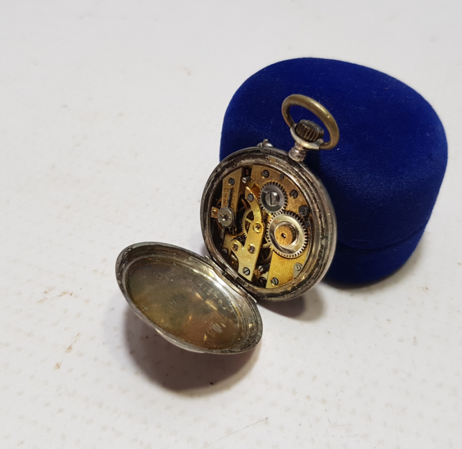 OSMANLI DÖNEMİ GÜMÜŞ KASA DOLAPLI CEP SAATİ