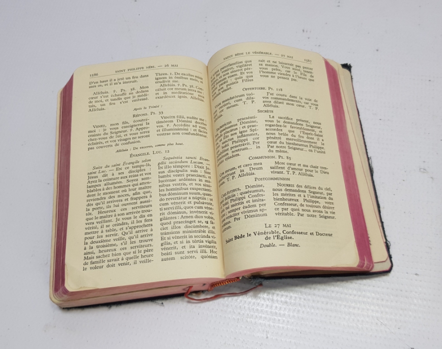 1948 YILI FRANSIZCA KİTAP