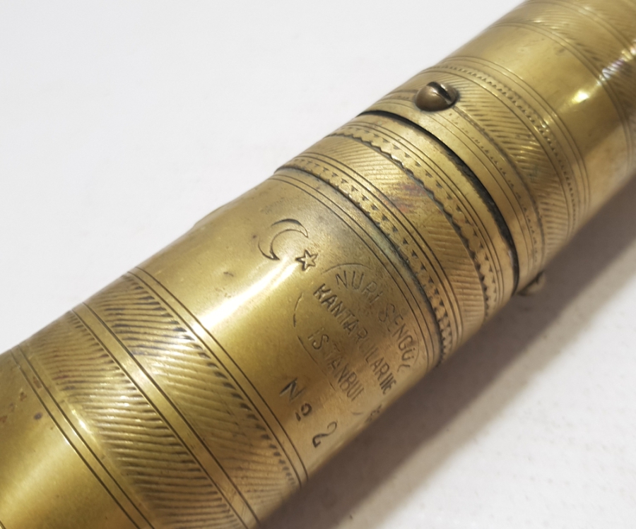 HALİYLE KONDİSYONDA ANTİKA KAHVE DEĞİRMENİ