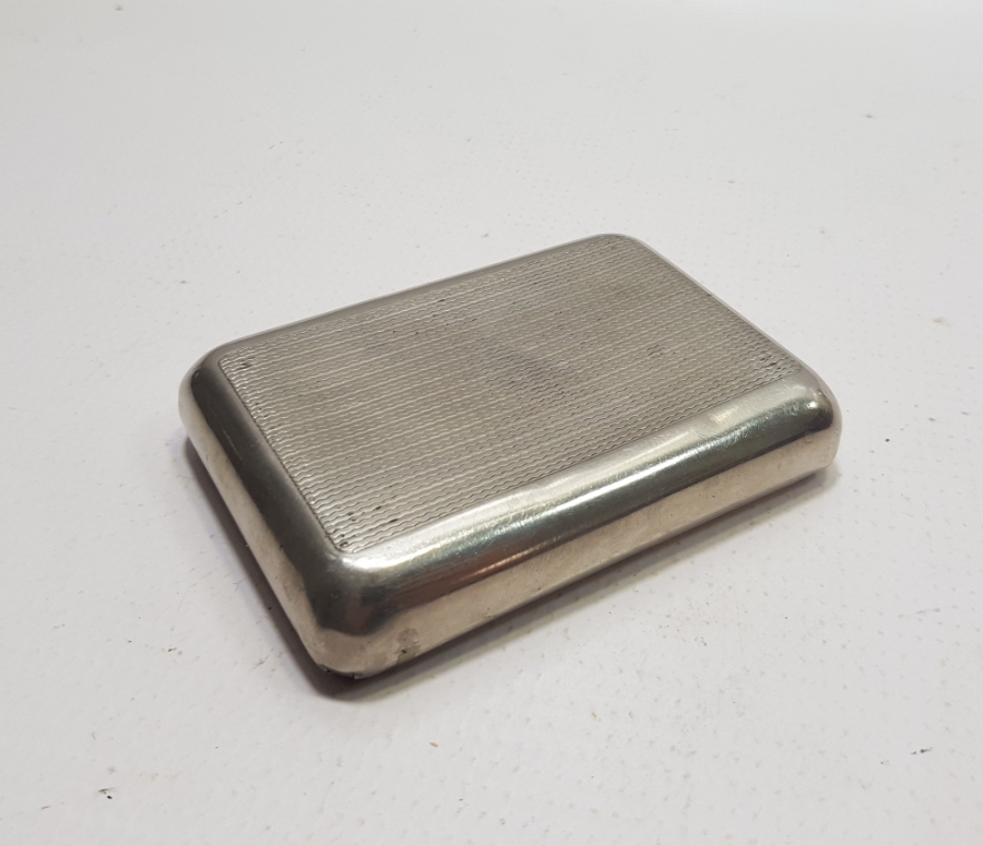 ÜZERİ AY YILDIZLI OSMANLI DÖNEMİ TÜTÜN TABAKASI