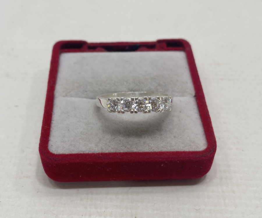 BEŞ TAŞ MODELGÜMÜŞ YÜZÜK