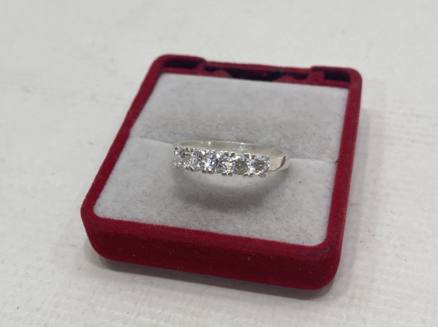 BEŞ TAŞ MODELGÜMÜŞ YÜZÜK