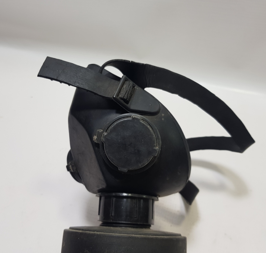 ANTİKA GAZ MASKESİ