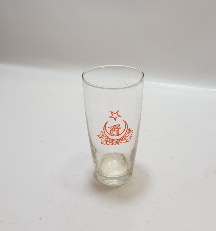 CUMHURİYET BAŞLARI ÇOK NADİR ÜZERİ BOZKURT VE AY YILDIZLI BARDAK