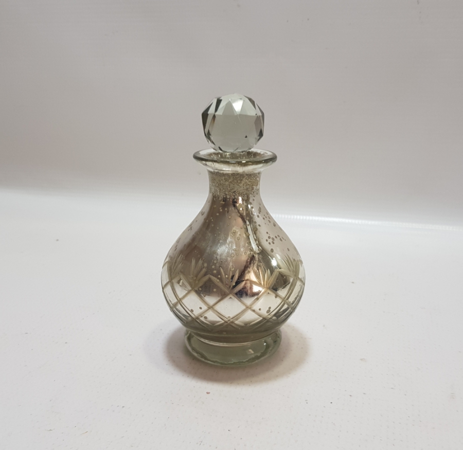 KRİSTAL KESME İŞÇİLİKLİ OSMANLI DÖNEMİ KAPAKLI KOKU ŞİŞESİ