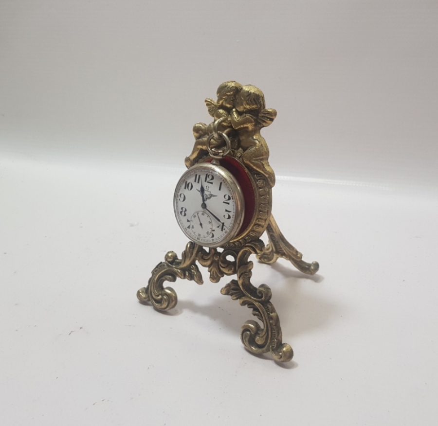 KABARTMA İŞÇİLİKLİ ANTİKA METAL SAAT STANDI