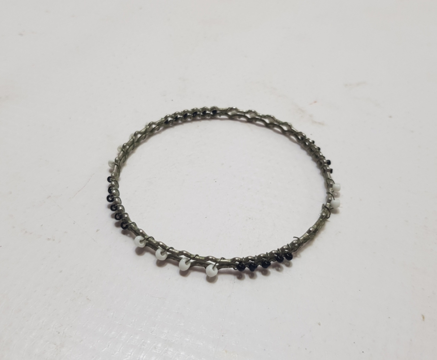 ÜZERİ OPAL BONCUKLU ANTİKA BİLEKLİK