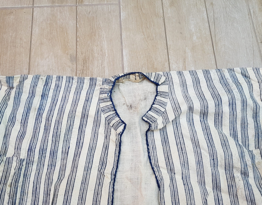 EL DOKUMA KUMAŞTAN YAPILMIŞ OSMANLI DÖNEMİ ÜÇ ETEK