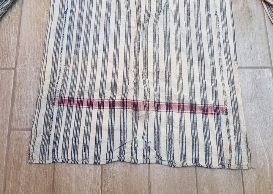 EL DOKUMA KUMAŞTAN YAPILMIŞ OSMANLI DÖNEMİ ÜÇ ETEK