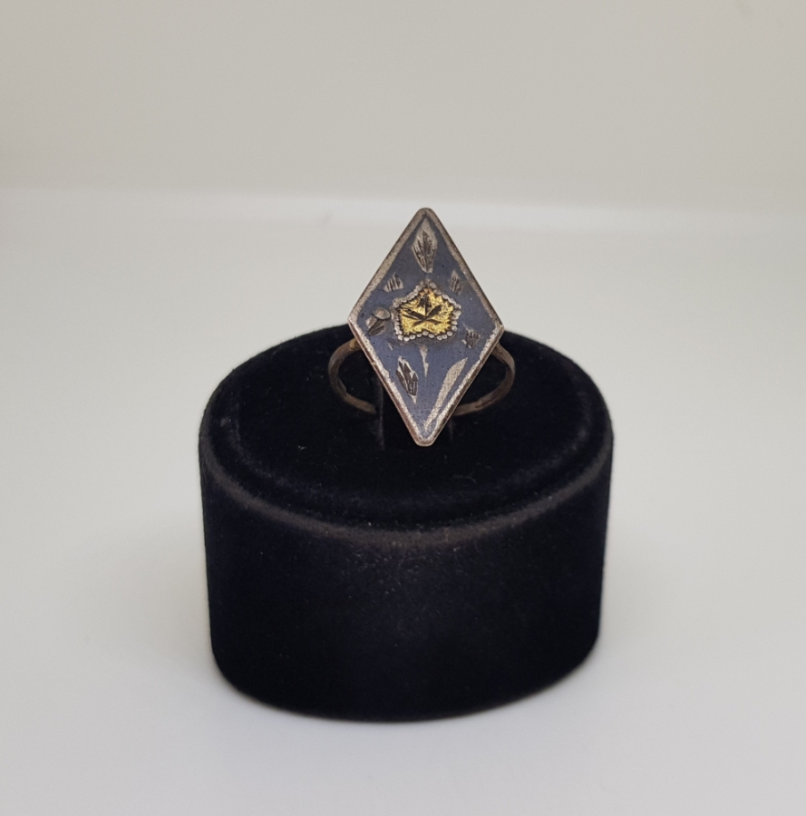 SAVAT İŞÇİLİKLİ ORTASI ALTIN BOY DAMGALI OSMANLI DÖNEMİ GÜMÜŞ YÜZÜK