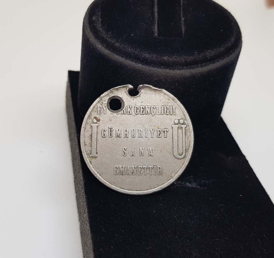 ATATÜRK'ÜN ÖLÜMÜ ANISINA İSTANBUL ÜNİVERSİTESİ TARAFINDAN BASTIRILMIŞ ÇOK NADİR HATIRA MADALYONU