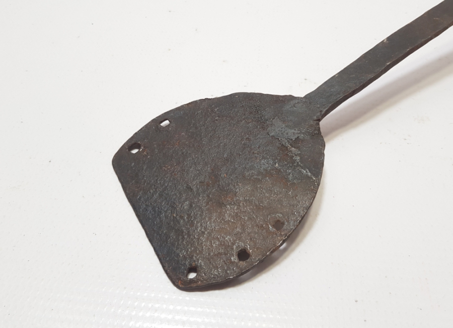 OSMANLI DÖNEMİ EŞEK NALINDAN YAPILMIŞ PRİMİTİF FORMLU OCAK MALASI