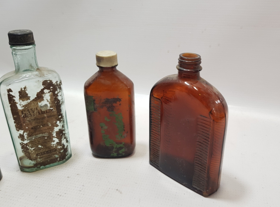 ECZACILIK TARİHİ - ANTİKA CAM İLAÇ ŞİŞESİ LOTU
