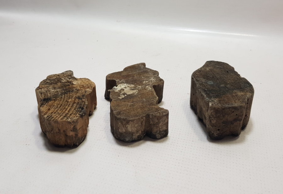 OSMANLI DÖNEMİ TOKAT İŞİ 3 ADET EL OYMA AHŞAP BASKI KALIBI