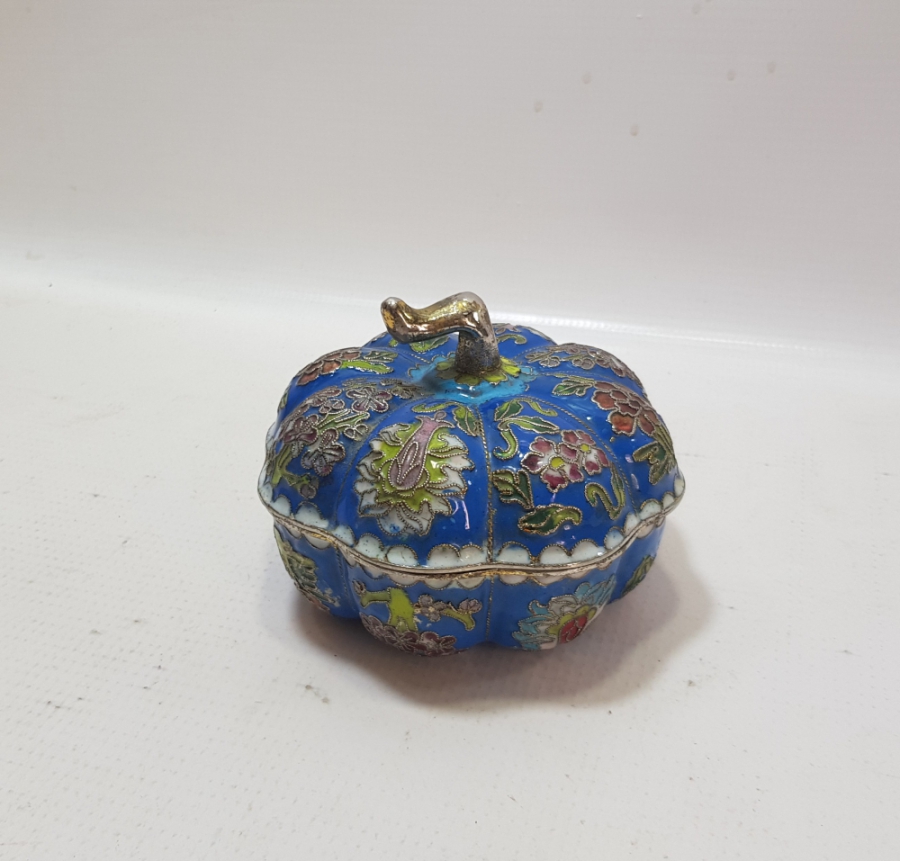 MİNE İŞÇİLİKLİ ANTİKA KAPAKLI KUTU