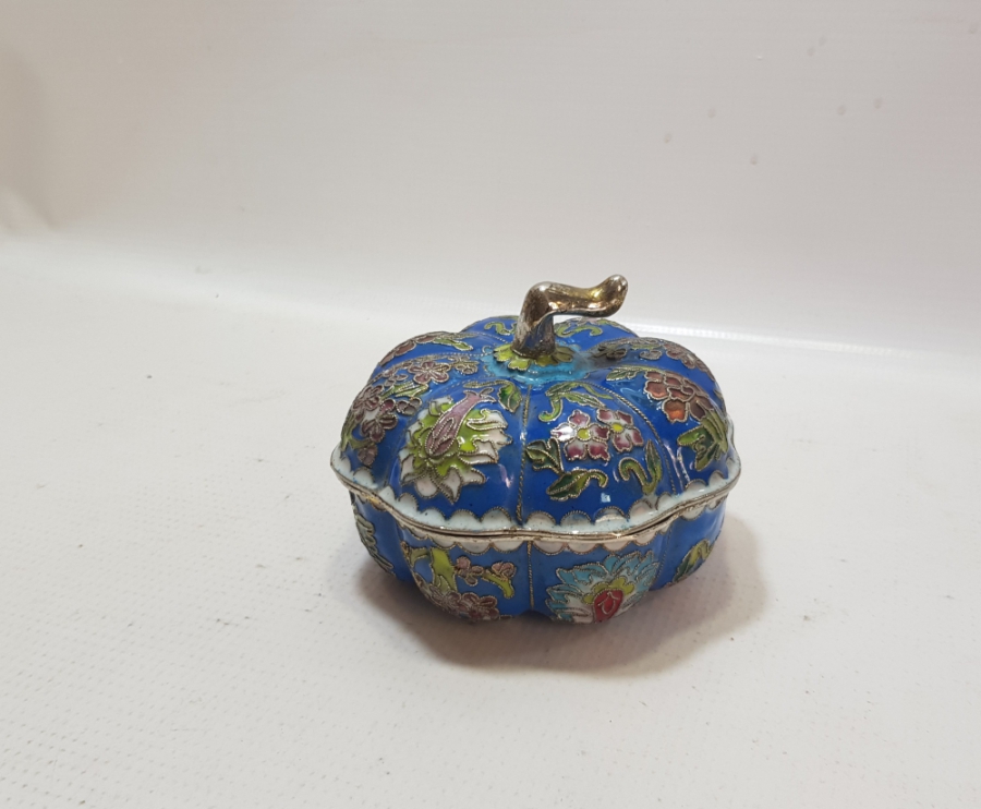 MİNE İŞÇİLİKLİ ANTİKA KAPAKLI KUTU