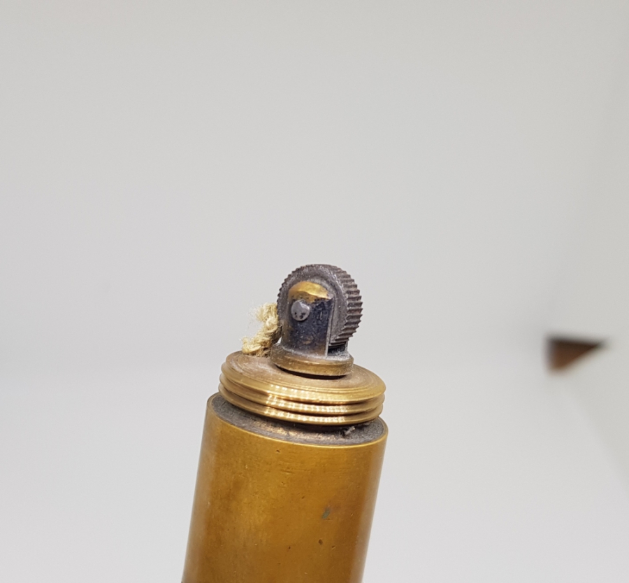 1. DÜNYA SAVAŞI DÖNEMİ TOP MERMİSİ FORMUNDA YAPILMIŞ OSMANLI DÖNEMİ SUBAY ÇAKMAĞI